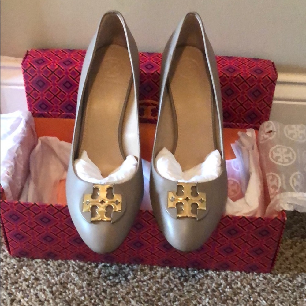 Tory Burch Luna Wedge